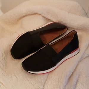 Vionic Slip-on Casual Shoes